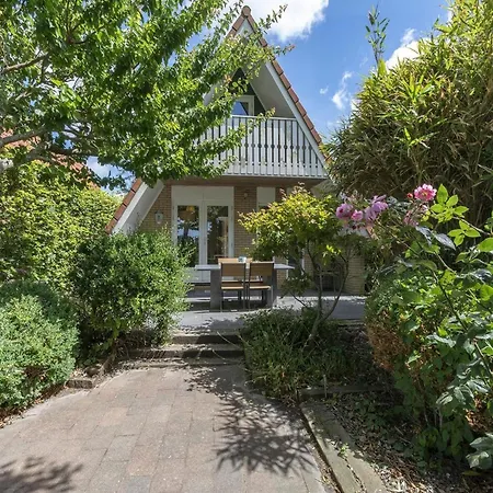 Holiday home Elegant With Terrace *